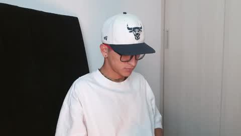 nico_viper_1 online show from January 18, 5:59 pm