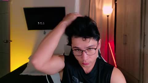 Snapshot of nicocruzz chatting on September 16, 11:33 am Nico Cruz online show from September 16, 11:33 am