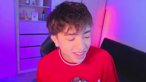 Snapshot of nicoisonline chatting on October 6, 8:13 pm Nicolas online show from October 6, 8:13 pm
