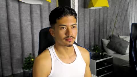 Nicolai online show from December 18, 12:45 pm