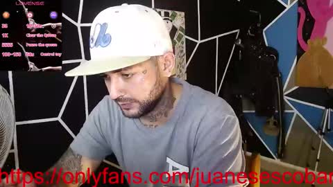 Snapshot of nicolas_torres99 chatting on October 8, 4:06 am nicolas online show from October 8, 4:06 am