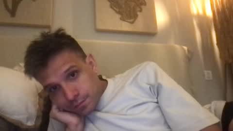 nicolaspercha online show from April 11, 1:57 am