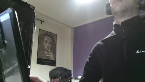 Julian online show from February 9, 11:14 am