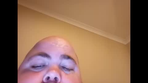 Snapshot of nigel1277 chatting on September 14, 12:07 pm nigel1277 online show from September 14, 12:07 pm