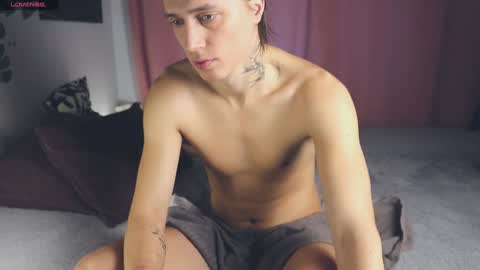 nigelstrikers online show from December 8, 11:24 am