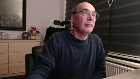 Snapshot of nightkeeper63 chatting on October 13, 11:33 pm nightkeeper63 online show from October 13, 11:33 pm