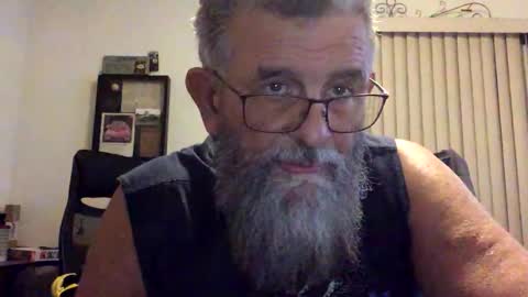 Snapshot of nightmoves1970 chatting on October 24, 3:41 am nightmoves1970 online show from October 24, 3:41 am