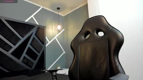 Nick online show from November 17, 11:08 pm