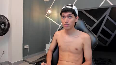 Snapshot of niick_carter chatting on October 30, 6:53 pm Nick online show from October 30, 6:53 pm