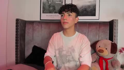 Snapshot of niick_twink chatting on September 13, 7:37 pm niick_twink online show from September 13, 7:37 pm