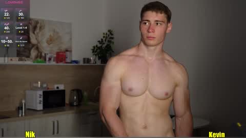 Snapshot of nik_sharp chatting on September 10, 7:34 pm Nik online show from September 10, 7:34 pm