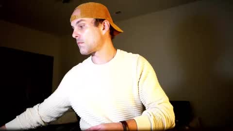 Snapshot of nikejude56 chatting on September 29, 3:05 am Nike Jude online show from September 29, 3:05 am