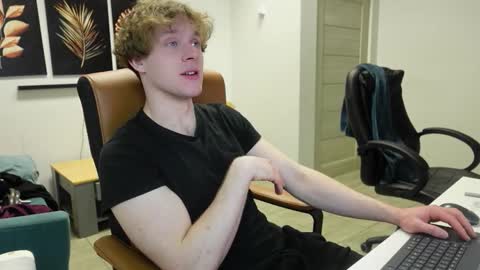 nikki online show from March 8, 2:15 am