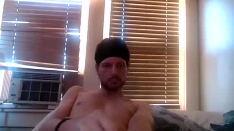 Nikkiboy Manhol online show from October 20, 11:47 am