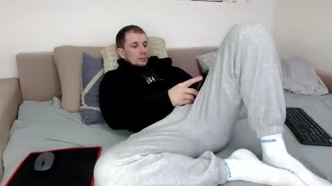 Snapshot of nikkiaadel chatting on October 29, 11:46 am Nick online show from October 29, 11:46 am