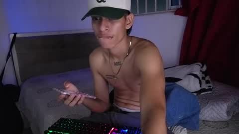 niklaus_wolf online show from May 23, 7:03 am
