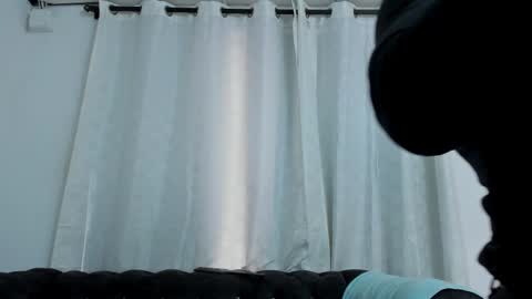 Snapshot of niklause_froid chatting on February 9, 10:00 pm niklause_froid online show from February 9, 10:00 pm