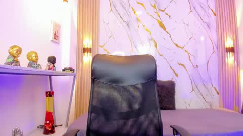    online show from April 21, 4:07 am