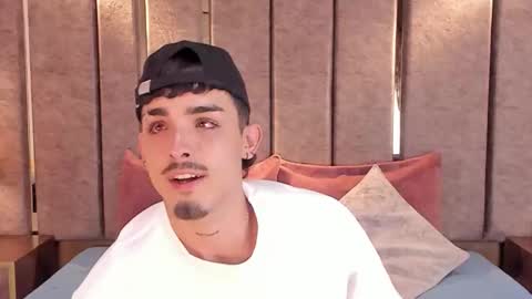 Niko Stone online show from April 2, 3:04 am