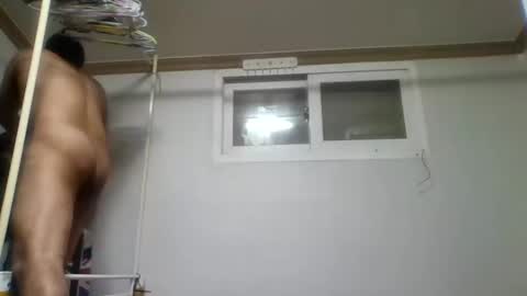 Snapshot of nirosh30 chatting on January 11, 5:40 pm Rosh30 online show from January 11, 5:40 pm