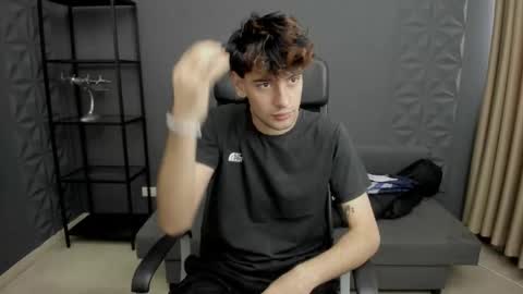 NixonGale online show from February 4, 11:16 am