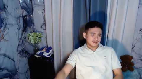 Snapshot of njay_16 chatting on September 17, 1:34 pm njay_16 online show from September 17, 1:34 pm