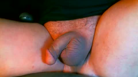 njhorny1717 online show from May 27, 12:24 pm