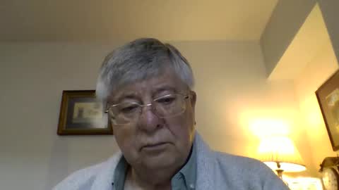 Snapshot of nn69uk chatting on October 20, 1:04 pm NN69UK online show from October 20, 1:04 pm