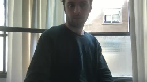 Snapshot of nnatural94 chatting on October 14, 10:33 am nnatural94 online show from October 14, 10:33 am