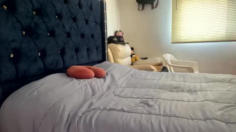 noa_bonucci online show from January 18, 6:21 pm