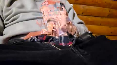 noah333900 online show from February 12, 11:55 pm