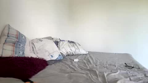 Snapshot of noah_3050 chatting on October 25, 5:58 pm noah_3050 online show from October 25, 5:58 pm