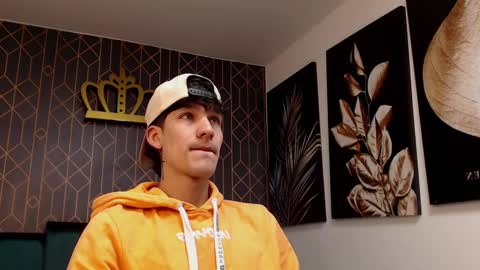Snapshot of noah_brigth chatting on February 28, 3:37 am Noah Brigth online show from February 28, 3:37 am