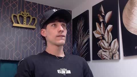 Snapshot of noah_brigth chatting on March 2, 12:31 am Noah Brigth online show from March 2, 12:31 am