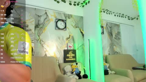 noah online show from April 9, 4:43 am