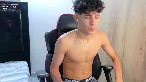 Noah Garcia  online show from October 29, 9:07 pm