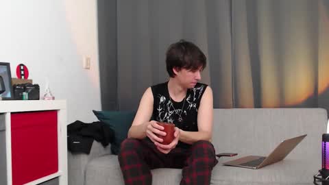 Snapshot of noah_lawson chatting on September 11, 8:13 am noah_lawson online show from September 11, 8:13 am