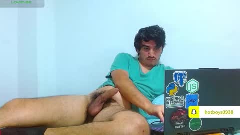 Snapshot of noah_meyer_ chatting on October 24, 4:14 am noah_meyer_ online show from October 24, 4:14 am