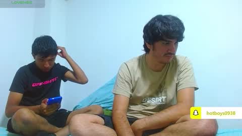 Snapshot of noah_meyer_ chatting on October 22, 2:59 am noah_meyer_ online show from October 22, 2:59 am