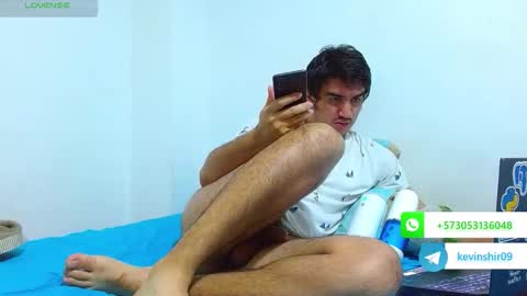 noah_meyer_ online show from December 2, 6:27 am