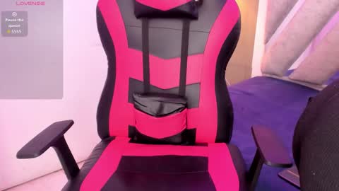 NOAH SMITH online show from March 9, 3:22 am