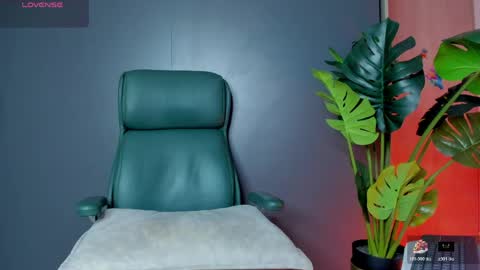 Noah online show from April 30, 1:56 am