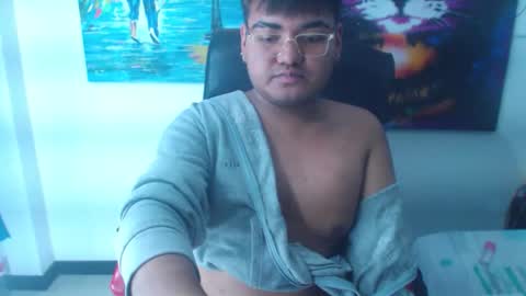 noahdeepthroatt online show from March 13, 7:16 am