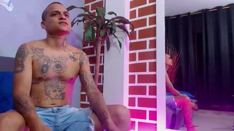 noahdiaz__ online show from February 6, 12:18 am