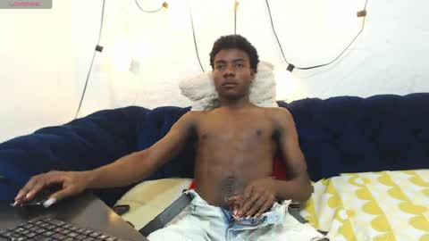 noah online show from April 26, 1:52 pm