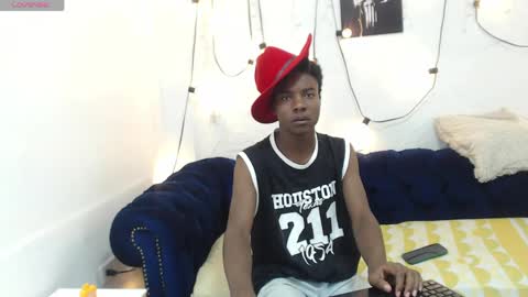 noah online show from April 22, 11:59 am