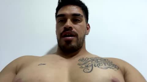 noahsexx98 online show from December 18, 2:07 am