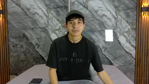    online show from May 8, 11:21 am