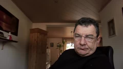 nobbie44 online show from January 20, 1:42 pm