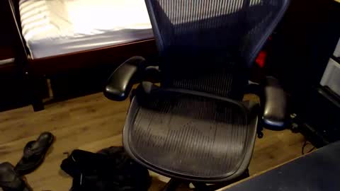 dannyboy online show from February 8, 9:48 am